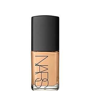Nars Sheer Glow Foundation- 446367