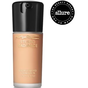 MAC Studio Radiance Serum Powered Foundation