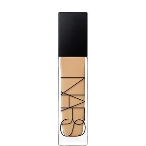 Nars Natural Radiant Longwear Foundation