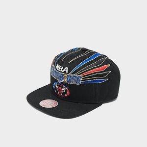 Mitchell And Ness Chicago Bulls NBA &apos;98 Finals Adjustable Strapback Hat in Black/Black - 8202107