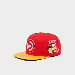 Mitchell And Ness NBA Atlanta Hawks Patch Overload Snapback Hat in Red/Red 100% Polyester - 8205114