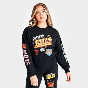 Mitchell And Ness Women&apos;s Chicago Bulls NBA Slap Sticker Crewneck Sweatshirt in Black/Black Size XL Cotton/Fleece - 5857068