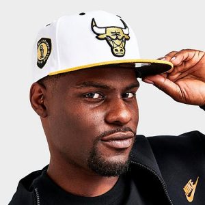 New Era Chicago Bulls NBA Ginger 9FIFTY Snapback Hat in White/Yellow/White - 8205767