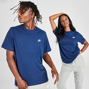 Nike Sportswear Club T-Shirt in Blue/Midnight Navy Size Small 100% Cotton - 5609155
