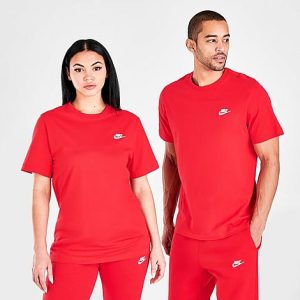 Nike Sportswear Club T-Shirt in Red/University Red Size XLT 100% Cotton - 5724042