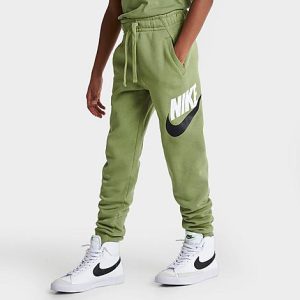 Nike Kids&apos; Sportswear Club Fleece Jogger Pants in Green/Alligator Size Small 100% Cotton/Polyester/Fleece - 5849178