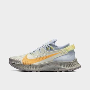 Nike Women&apos;s Pegasus Trail 2 Trail Running Sneakers in Grey/Pure Platinum Size 9.5 - 5667902