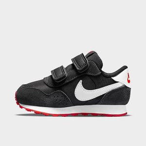 Nike Boys&apos; Toddler MD Valiant Hook-and-Loop Casual Shoes in Black/Black Size 7.0 Suede - 3111925