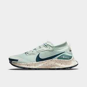 Nike Women&apos;s Pegasus Trail 3 GORE-TEX Running Shoes in Green/Seafoam Size 10.0 Knit - 3070285