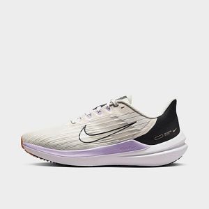 Nike Women&apos;s Winflo 9 Running Shoes in White/Light Orewood Brown Size 8.5 - 3224151