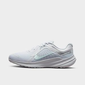 Nike Women&apos;s Quest 5 Road Running Shoes in White/White Size 12.0 - 3219310