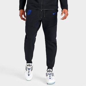 Nike Sportswear U.S. Soccer Tech Fleece Jogger Pants in Black/Black Size Medium Fleece/Jersey - 5847857
