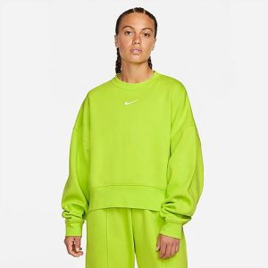Nike Women&apos;s Sportswear Collection Essentials Oversized Fleece Crewneck Sweatshirt in Green/Atomic Green Size XS Cotton/Polyester/Fleece - 5855929