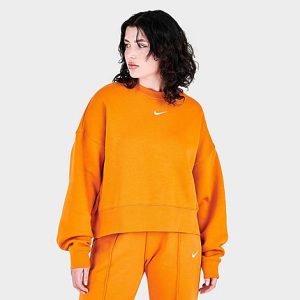 Nike Women&apos;s Sportswear Collection Essentials Oversized Fleece Crewneck Sweatshirt in Orange/Light Curry Size Large Cotton/Polyester/Fleece - 5777137