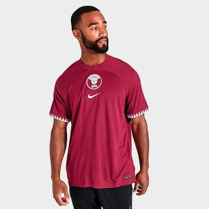 Nike Men&apos;s Qatar Dri-FIT 2022-23 Stadium Home Soccer Jersey in Red/Desert Maroon Size 2XL 100% Polyester/Jersey - 5848100