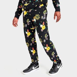 Nike Men&apos;s Sportswear Club Fleece Graphic Print Sweatpants in Black/Black Size 2XL Cotton/Polyester/Fleece - 5768022