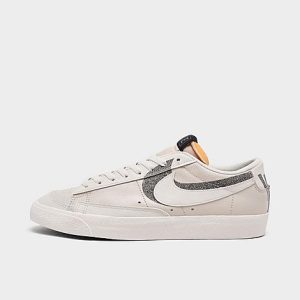 Nike Blazer Low &apos;77 Premium SE Halloween Casual Shoes in Off-White/Phantom Size 7.5 - 3215963