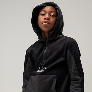 Nike Boys&apos; Sportswear Air Max Therma-FIT Half-Zip Fleece Hoodie in Black/Black Size Large 100% Polyester/Fleece - 5778181
