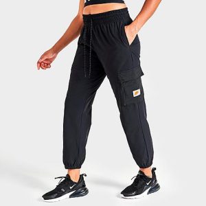 Nike Women&apos;s Sportswear Utility Woven Cargo Jogger Pants in Black/Black Size XL Nylon/Spandex - 5817626