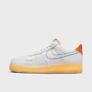 Nike Men&apos;s Air Force 1 &apos;07 LV8 SE Casual Shoes in White/White Size 7.0 Leather - 3518071