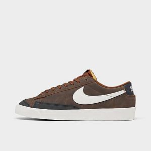 Nike Blazer Low &apos;77 Premium Vintage Casual Shoes in Brown/Pecan Size 7.0 Leather - 3518146