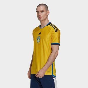 Adidas Men&apos;s Sweden 22 Home Soccer Jersey in Yellow/Yellow Size 2XL Polyester/Plastic/Jersey - 5887998