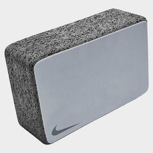 Nike Mastery Yoga Block in Grey/Light Smoke Grey - 8205100