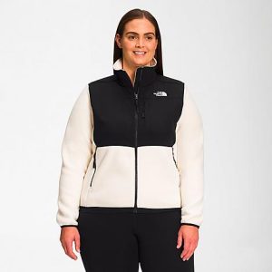The North Face Inc Women&apos;s Denali Jacket (Plus Size) in Brown/Gardenia White Size 3XL Polyester/Fleece/Knit - 5885197