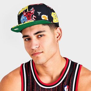 Mitchell And Ness Chicago Bulls NBA Sticker Pack Hardwood Classics Snapback Hat in Black/Black - 8206844