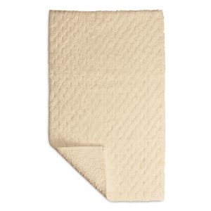 Matouk Lotus Bath Rug, 21 x 34