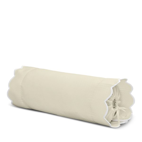 Matouk Diamond Pique Neck Roll