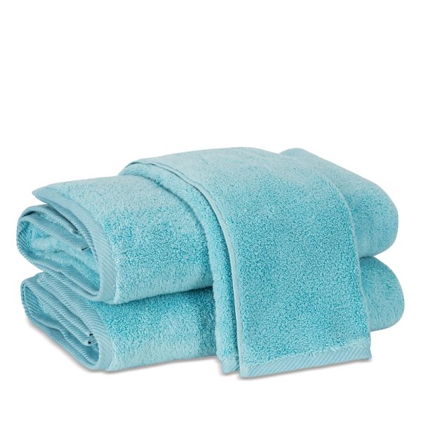 Matouk Milagro Fingertip Towel