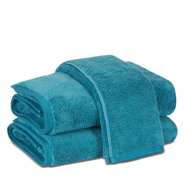 Matouk Milagro Fingertip Towel