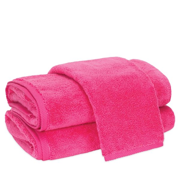 Matouk Milagro Fingertip Towel