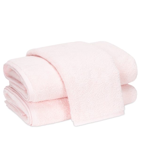 Matouk Milagro Fingertip Towel
