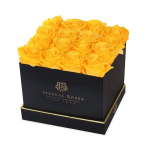 Eternal Roses 16 Rose Gift Box