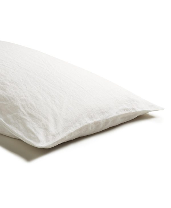 Piglet in Bed Linen Blend Pillowcase Pair, Standard