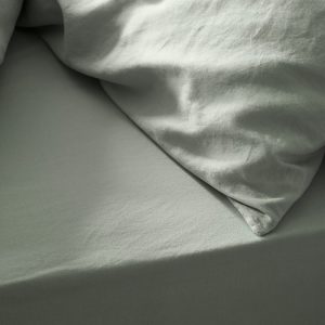 Piglet in Bed Linen Blend Fitted Sheet, Twin