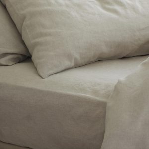 Piglet in Bed Linen Blend Fitted Sheet, Full