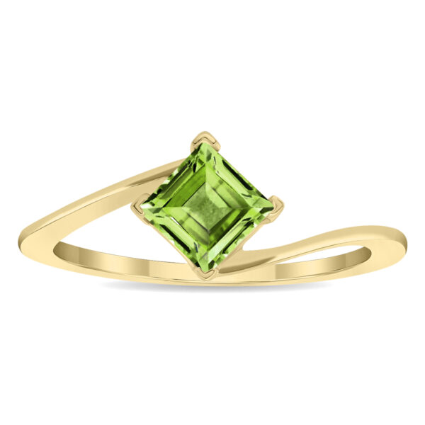 Women's Solitaire Square Shaped Peridot Wave Ring in 10K Yellow Gold- GRG61134PD