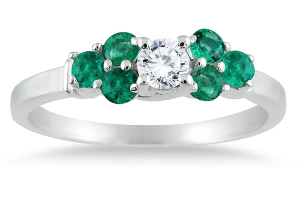 14kt White Gold Diamond and Emerald Women's Ring- PRR4724EM