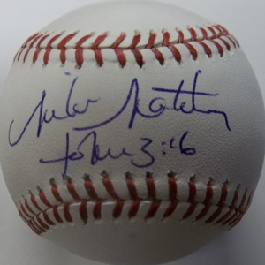 Mike Matheny Autographed Baseball- mlbpaa-bbcmikematheny