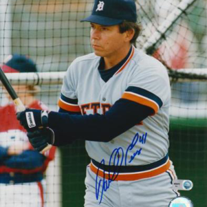 Darrell Evans Autographed 8x10 Photo- mlbpaa-p810cdepractice