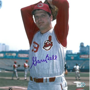 Gary Bell Autographed 8x10- mlbpaa-p810cgbell11