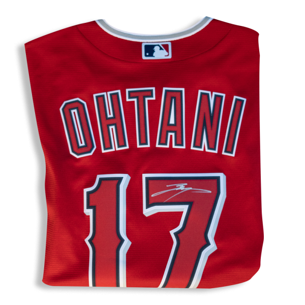 Shohei Ohtani Autographed Nike Jersey - Red- t00341b5000020n