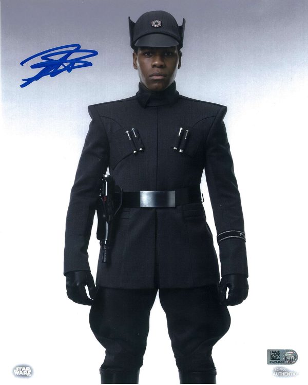 John Boyega as Finn in Star Wars: The Last Jedi 8x10 Autographed Photo- w10014000171d0n