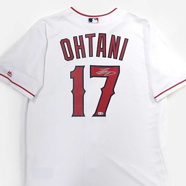 Shohei Ohtani Autographed Angels Replica Jersey - 2018 Home (White)- t0034100000018n