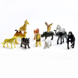 Plastic Safari Animals by Windy City Novelties- NOV1053UN